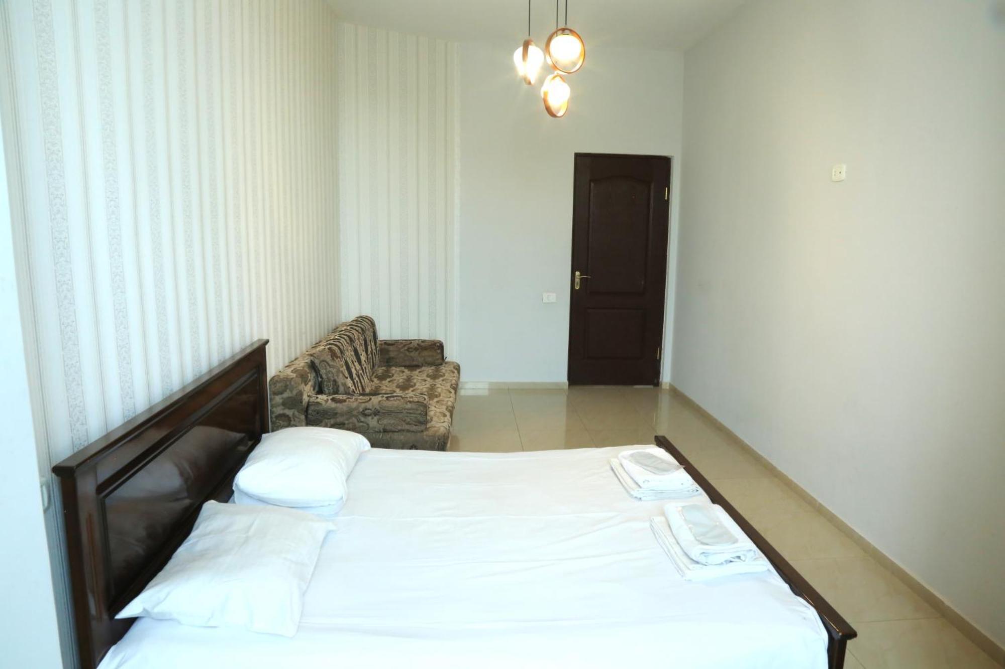 Rent Inn Yerevan On Sakharov Square Dış mekan fotoğraf